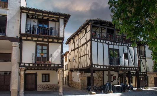 Arquitectura tradicional castellana en Covarrubias. 