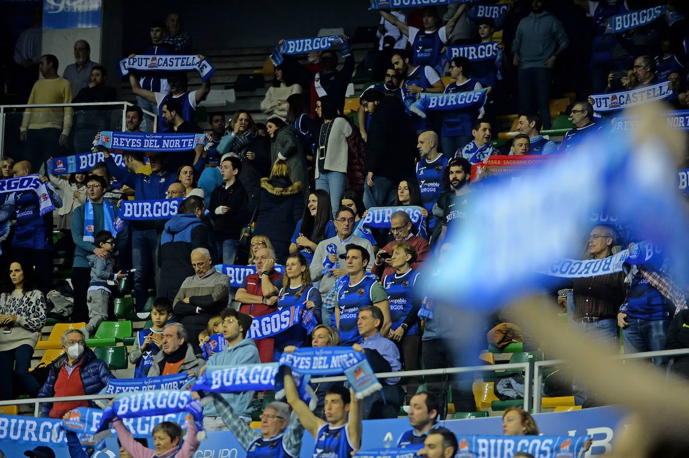 Imágenes de la victoria del San Pablo Burgos frente al Cáceres de este sábado en el Coliseum