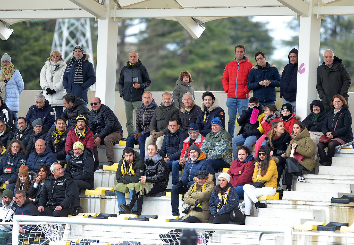 Imágenes de la victoria de Recoletas Burgos UBU ante Complutense Cisneros este domingo en San Amaro