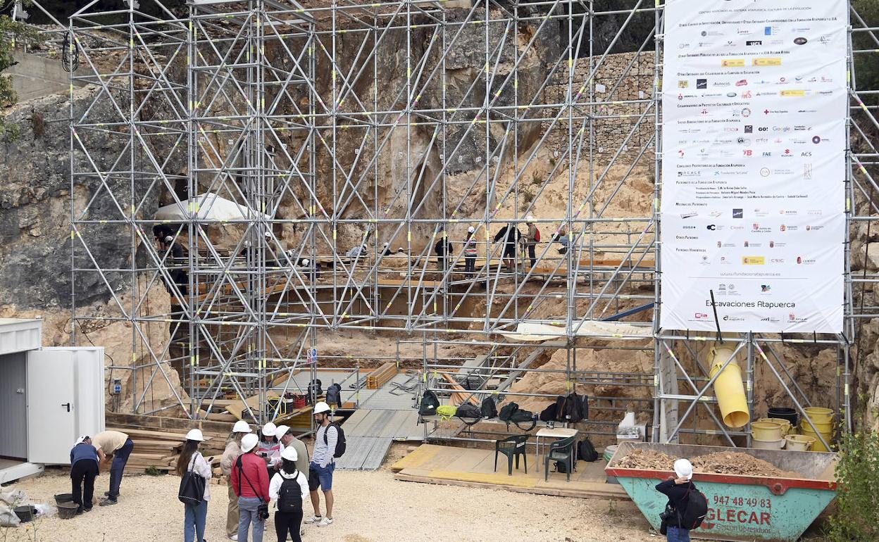 Cubierta de protección del Yacimiento de Atapuerca. 