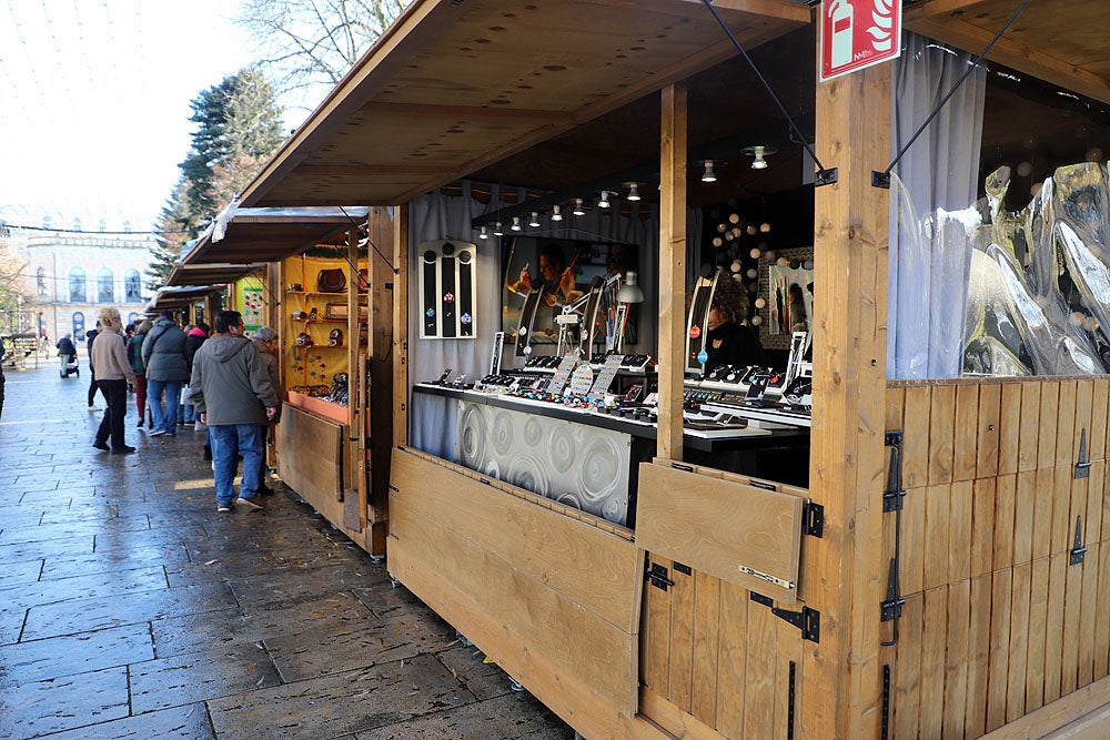 Fotos: Mercado Navideño de Oficios Artesanos de Burgos