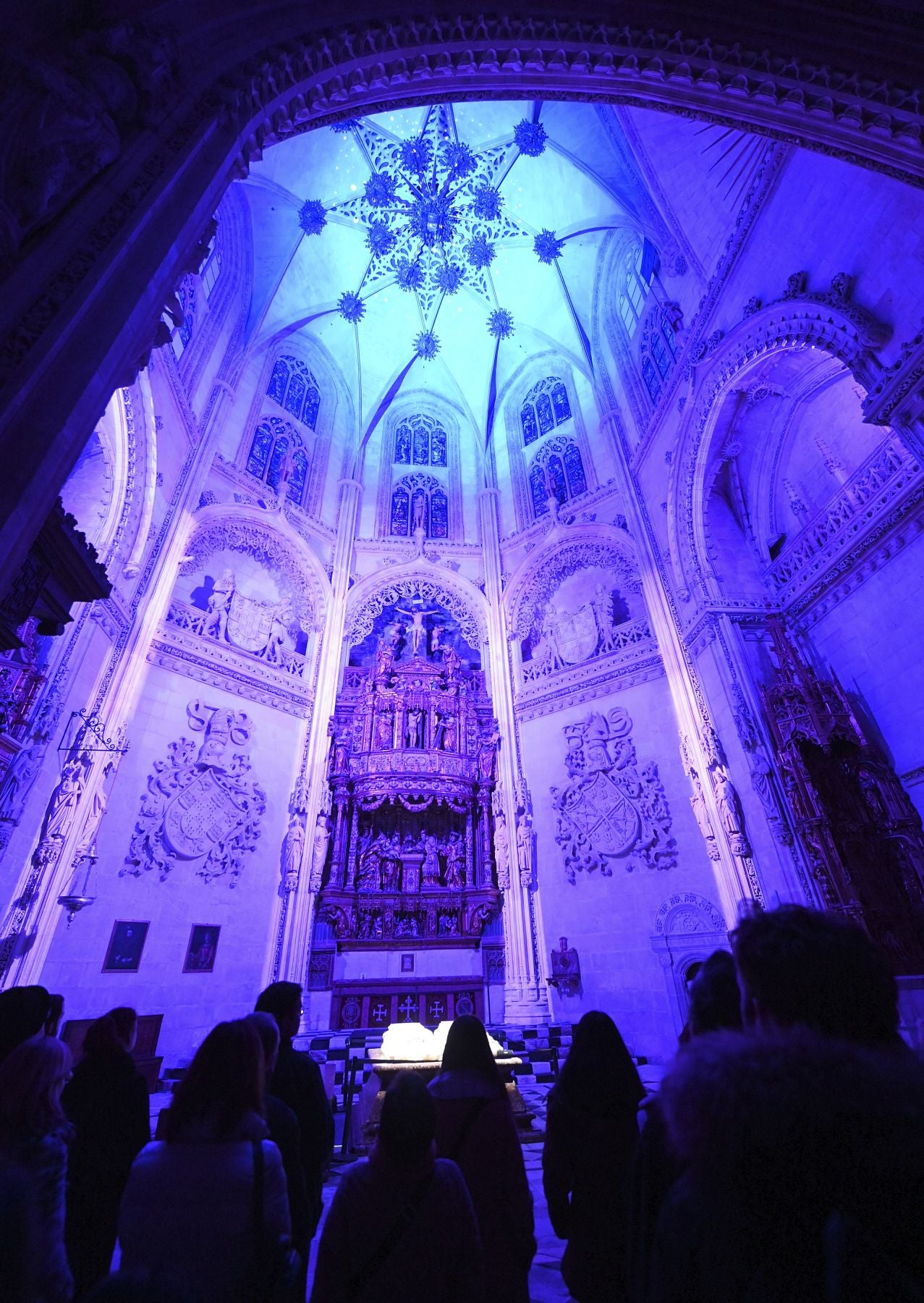 Fotos: Las visitas nocturnas a la Catedral cumplen un año