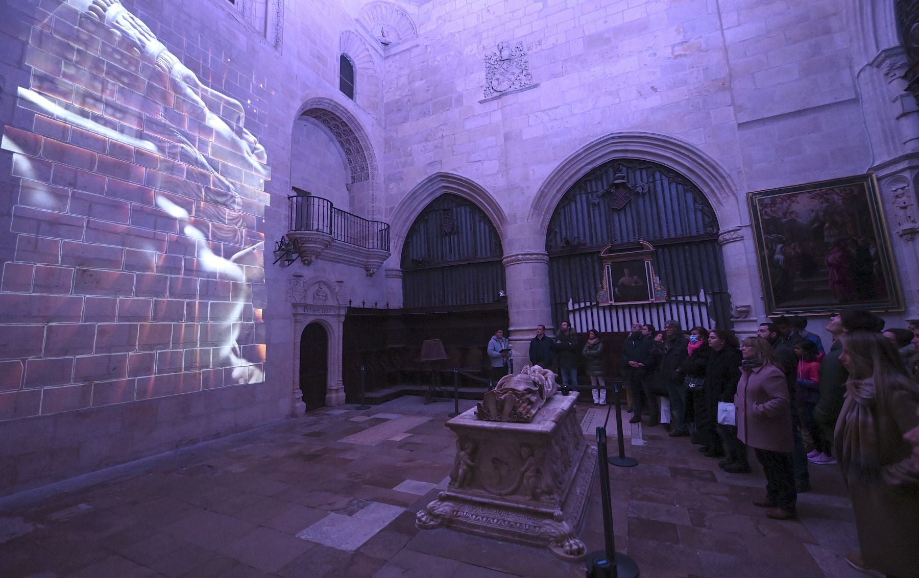 Fotos: Las visitas nocturnas a la Catedral cumplen un año