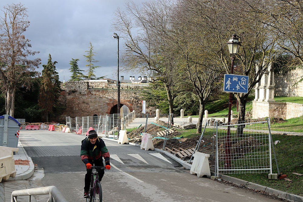 Fotos: Obras de peatonalización del Arco de San Martín