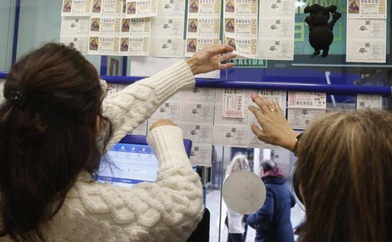 Las administraciones de Lotería de Burgos han repartido 16 millones de euros. 