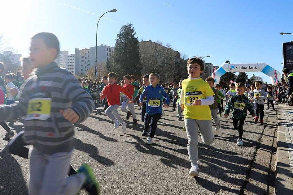 Fotos: Los corredores más pequeños despiden el año en la San Silvestre Cidiana