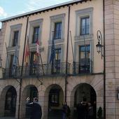 El personal laboral del Ayuntamiento de Aranda denuncia que cobran 4.000 euros menos que los funcionarios