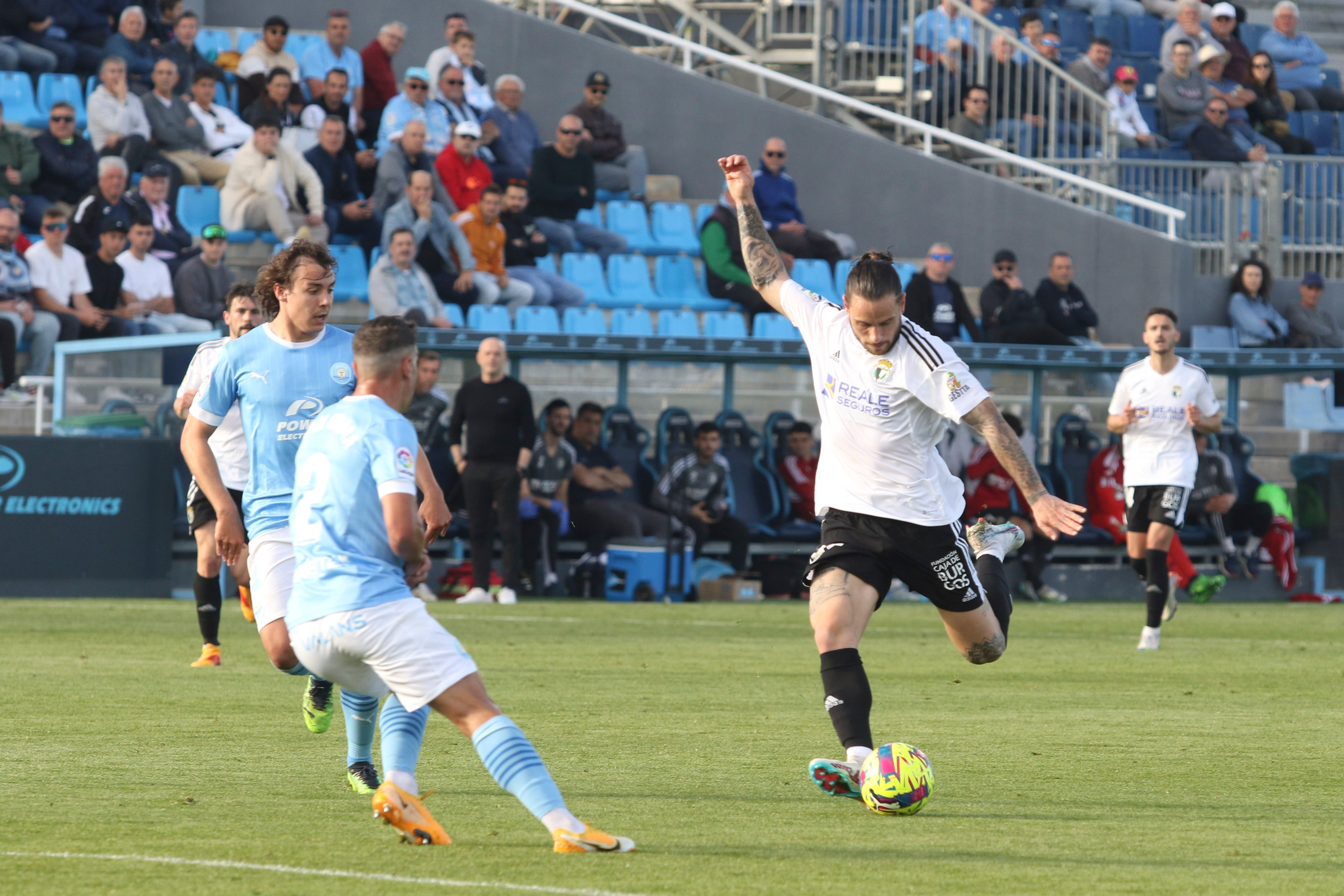 El Burgos CF cae ante el Ibiza en Can Misses