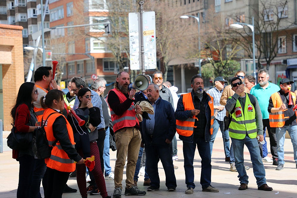 La plantilla de Urbaser exige reactivar las negociaciones