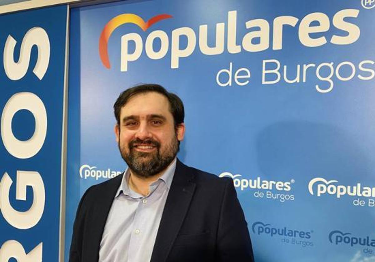 Jorge Berzosa sigue como concejal en el Ayuntamiento de Burgos.