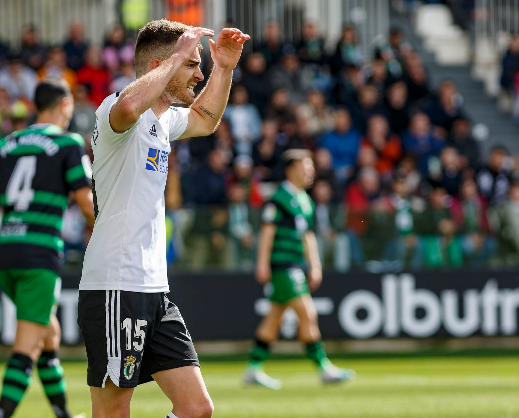 El Burgos CF se hace con la victoria ante un necesitado Racing