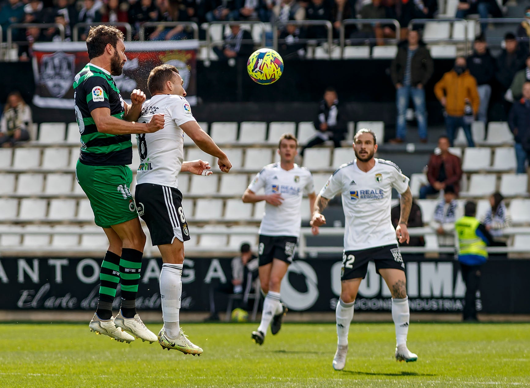 El Burgos CF se hace con la victoria ante un necesitado Racing