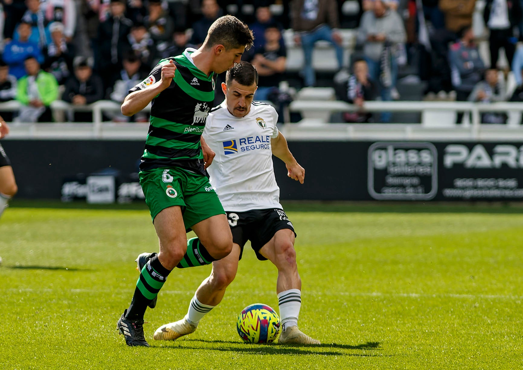 El Burgos CF se hace con la victoria ante un necesitado Racing