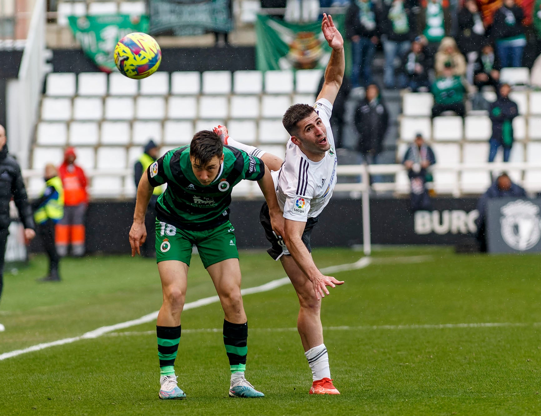 El Burgos CF se hace con la victoria ante un necesitado Racing