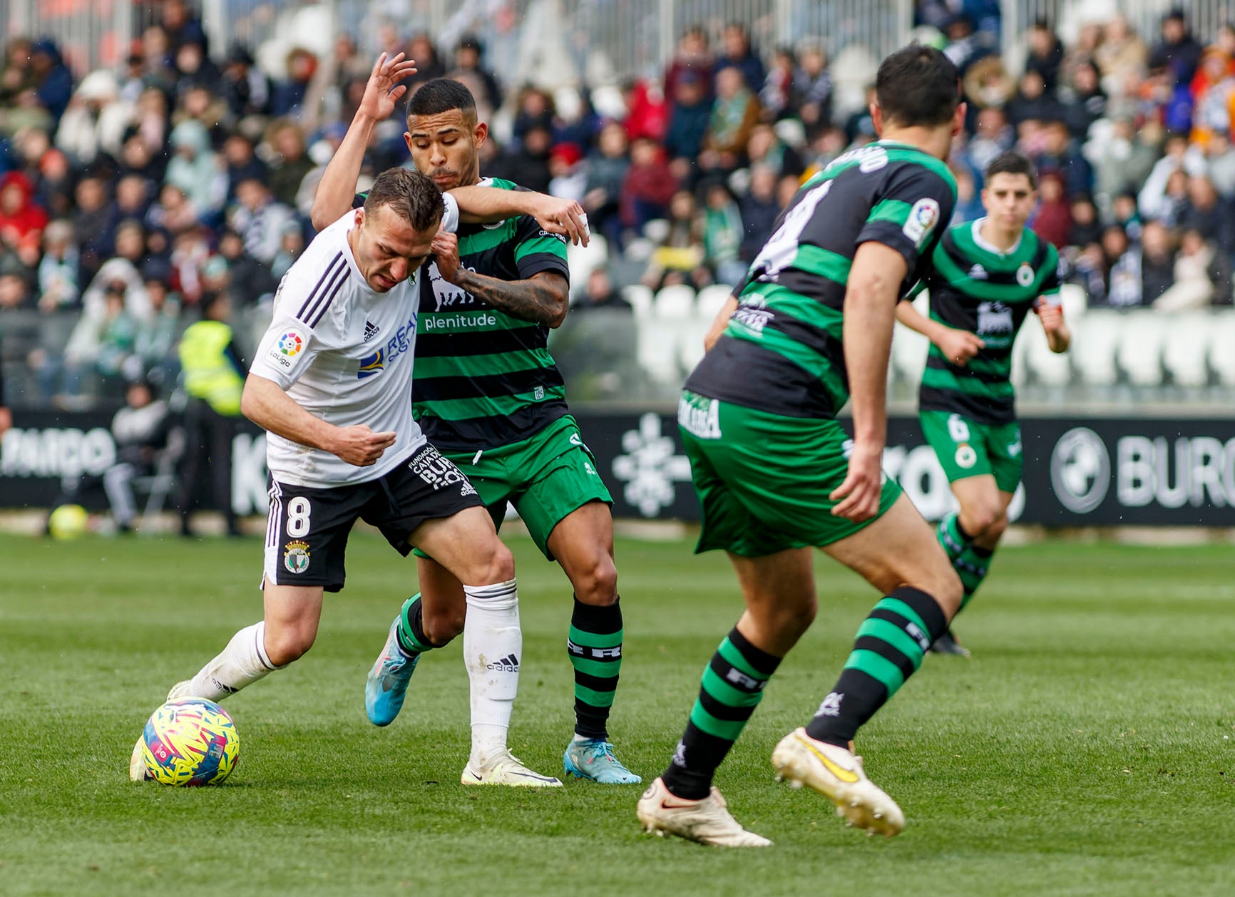 El Burgos CF se hace con la victoria ante un necesitado Racing