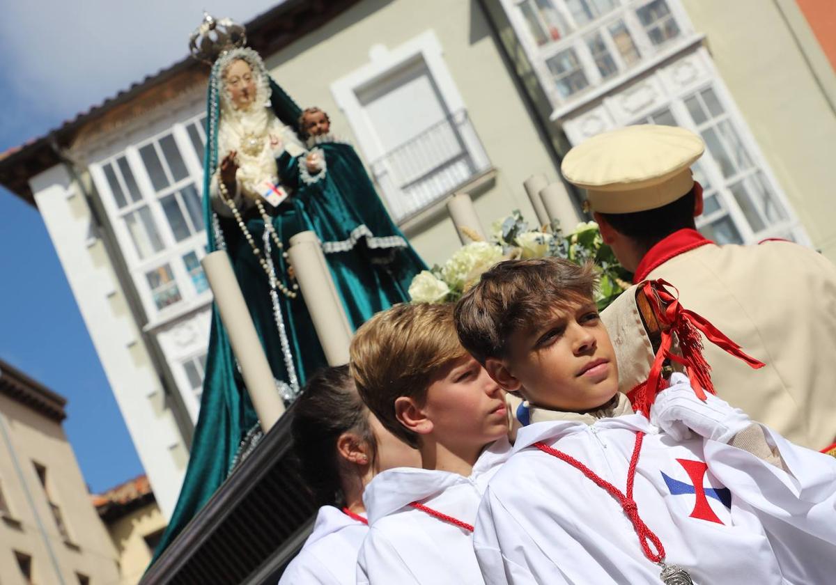 Los más jóvenes inician la Semana Santa de Burgos