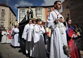 Procesión infantil del Amor y la Esperanza en Burgos.