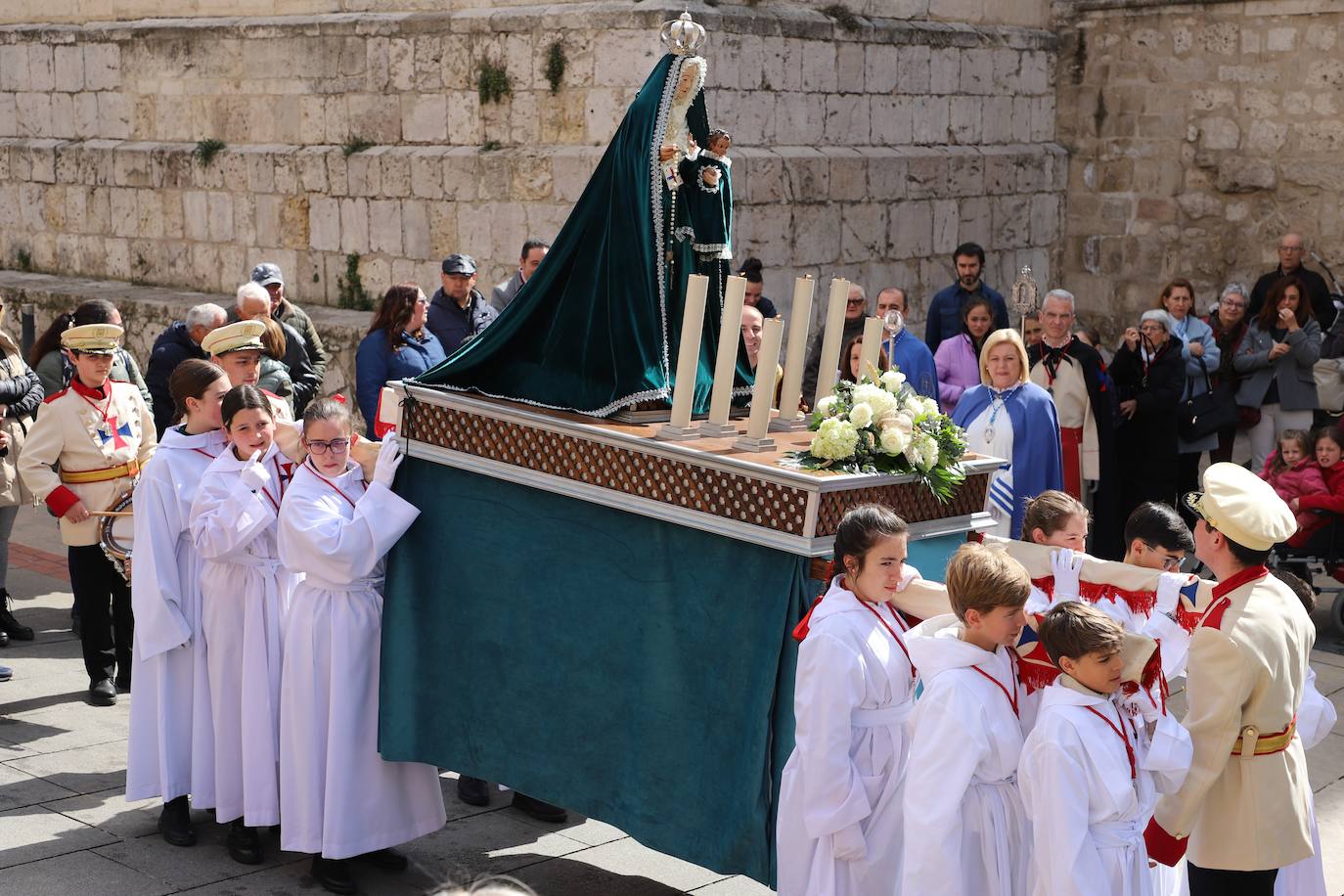 Procesión infantil del Amor y la Esperanza