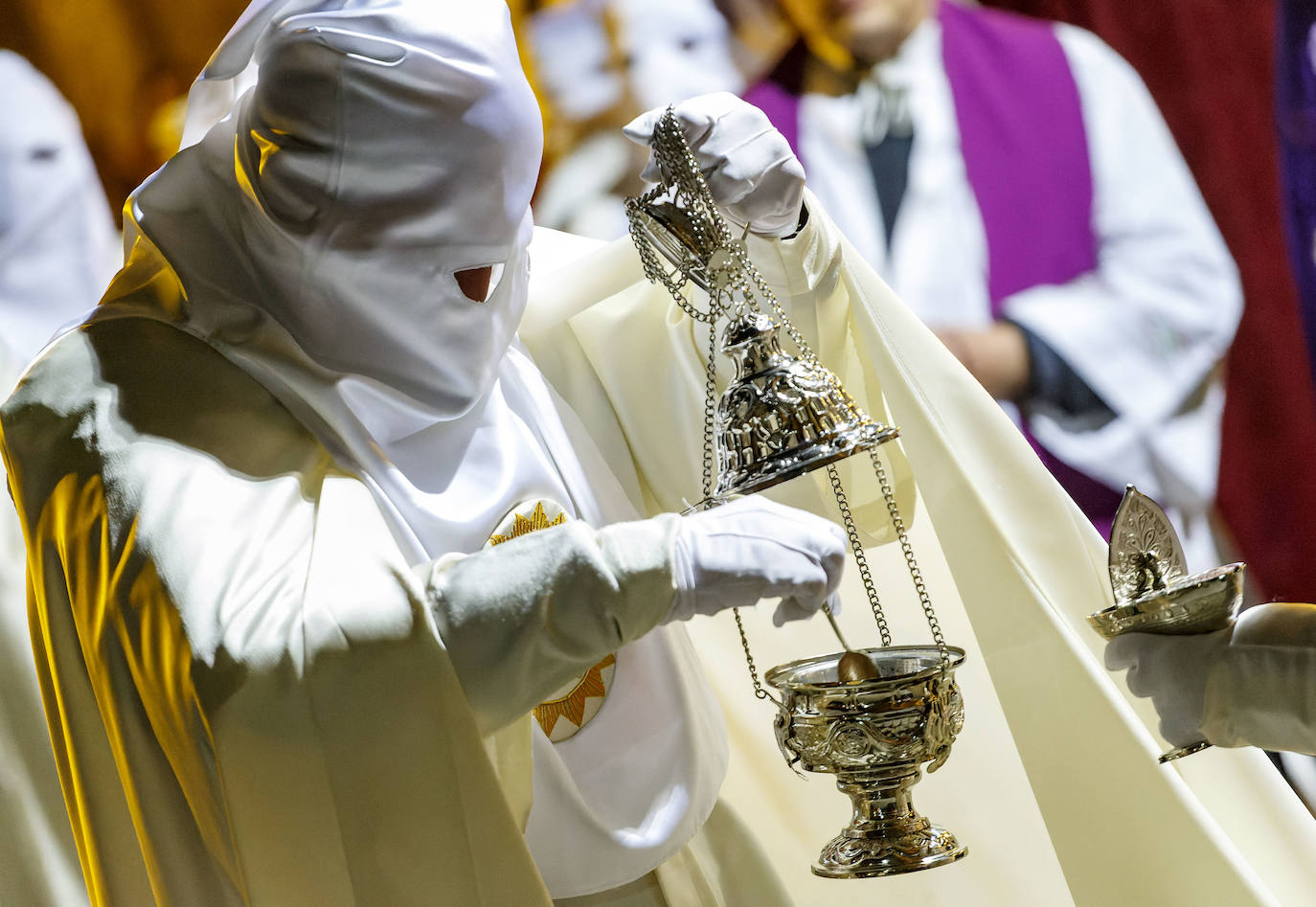 La Virgen de las Angustias recorre la noche burgalesa