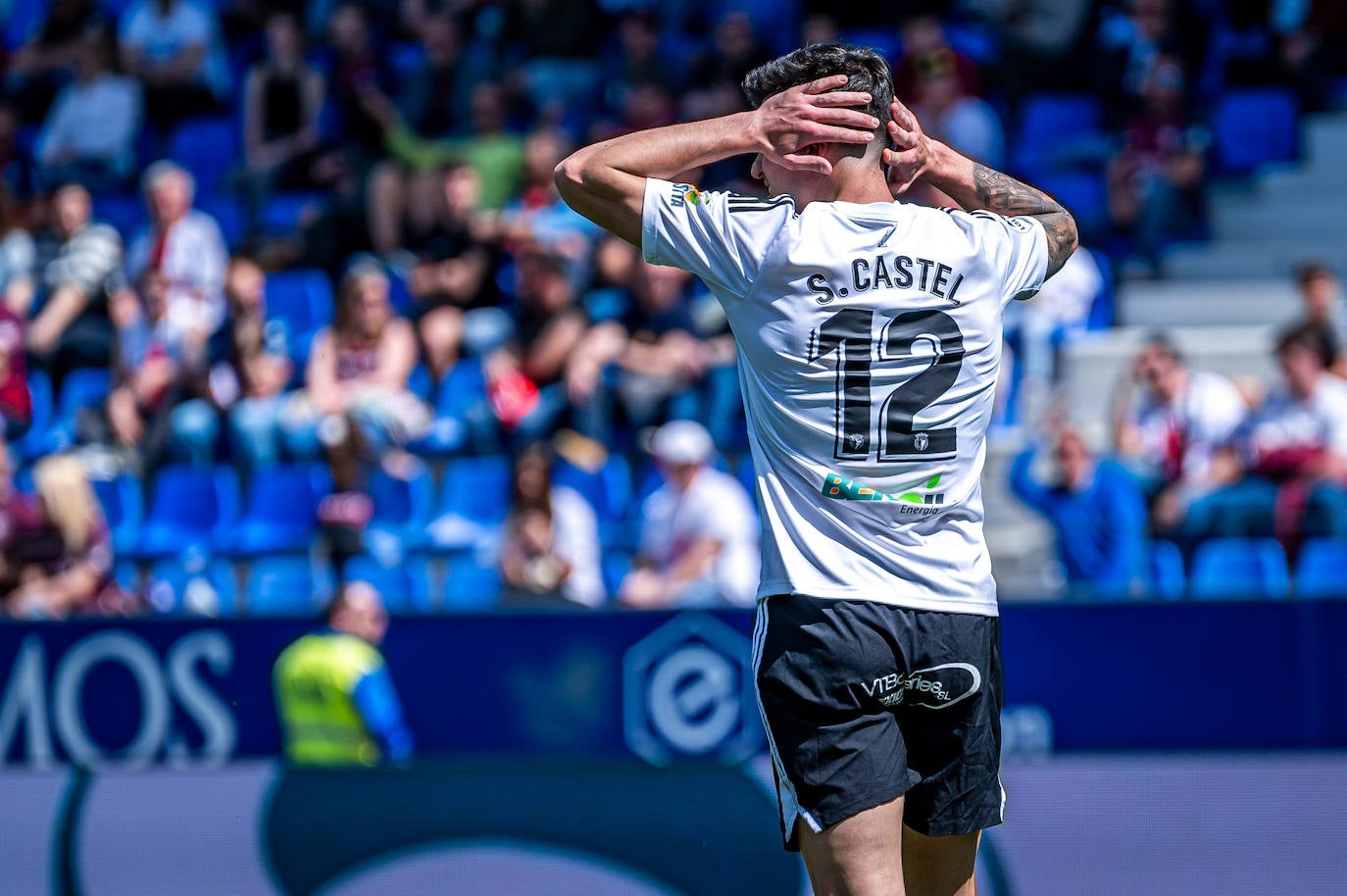 El Burgos cae derrotado ante el Huesca