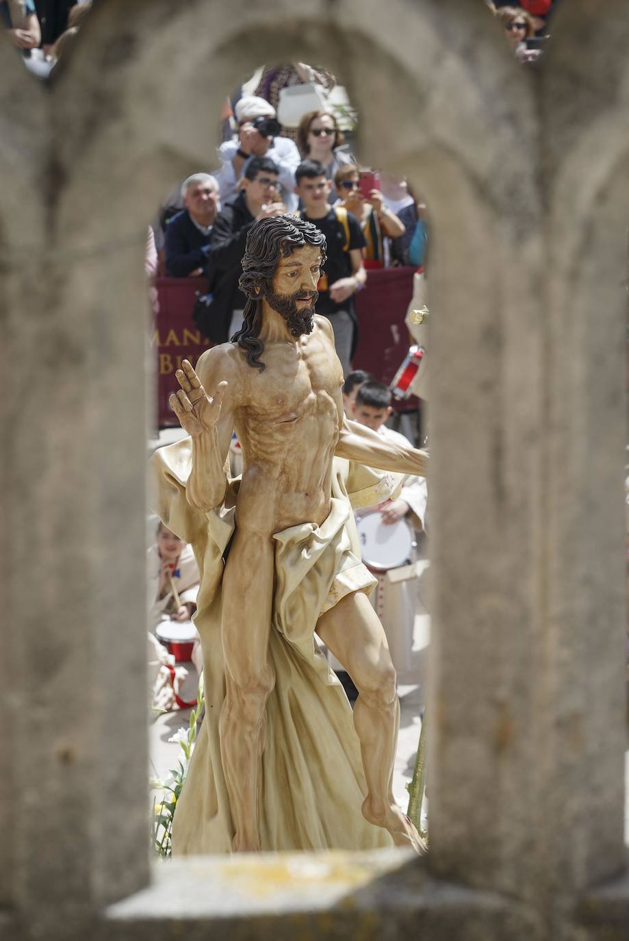 Burgos celebra la Pascua con el encuentro de la Madre y el hijo resucitado