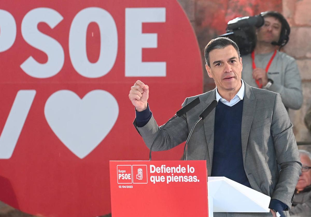 Pedro Sánchez durante su intervención en Burgos.