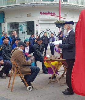 Imagen secundaria 2 - Concentración por la Segunda República en Miranda. 