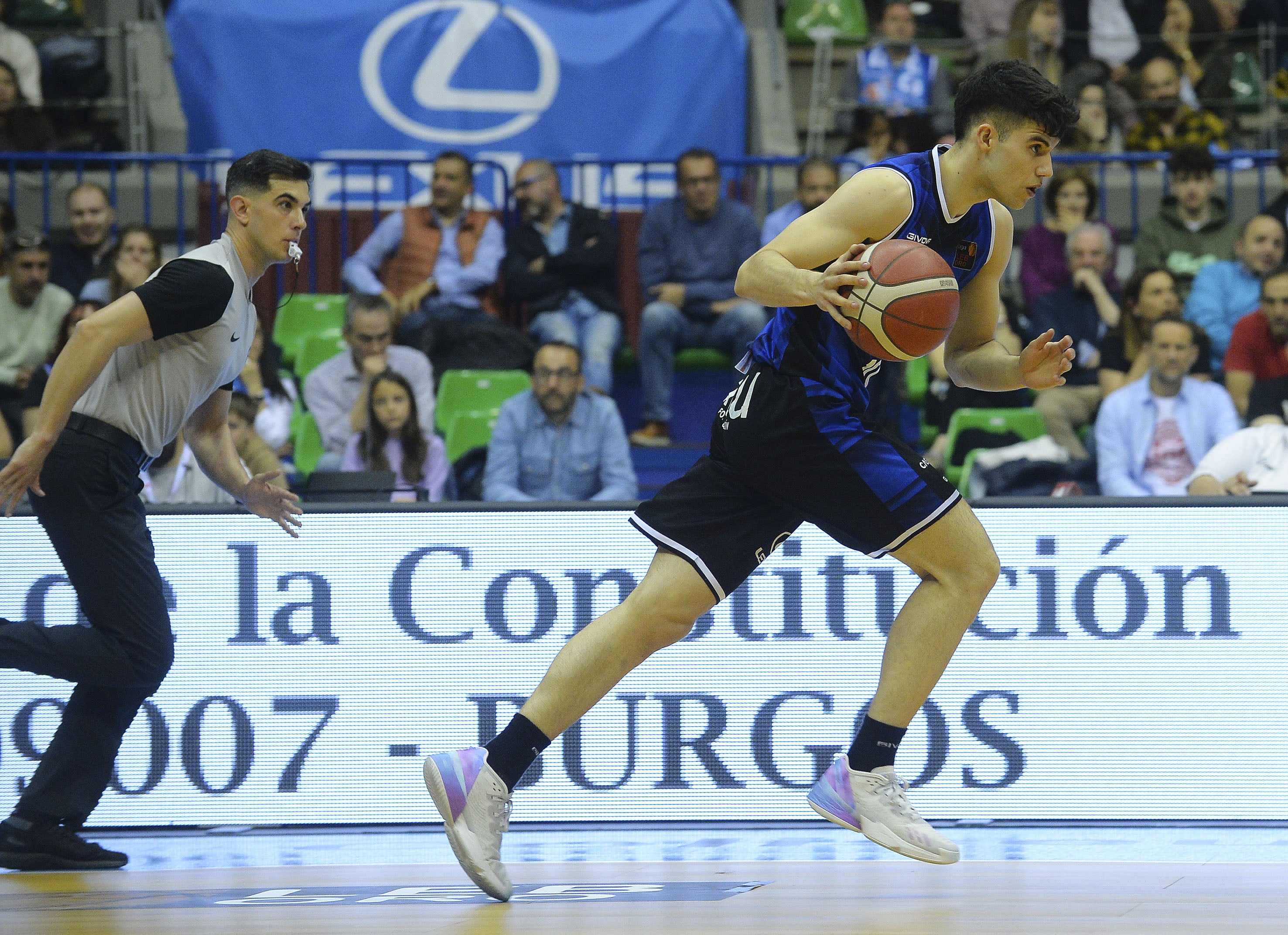 El San Pablo no da opciones al Club Ourense Baloncesto