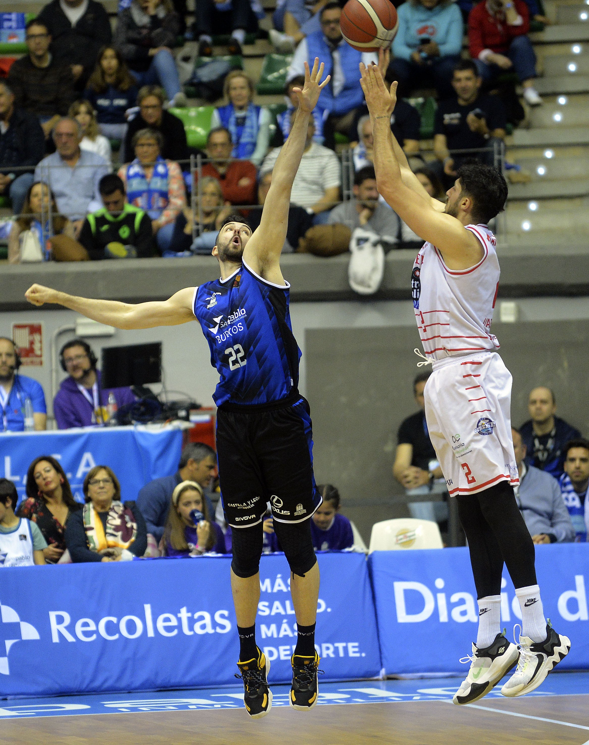 El San Pablo no da opciones al Club Ourense Baloncesto