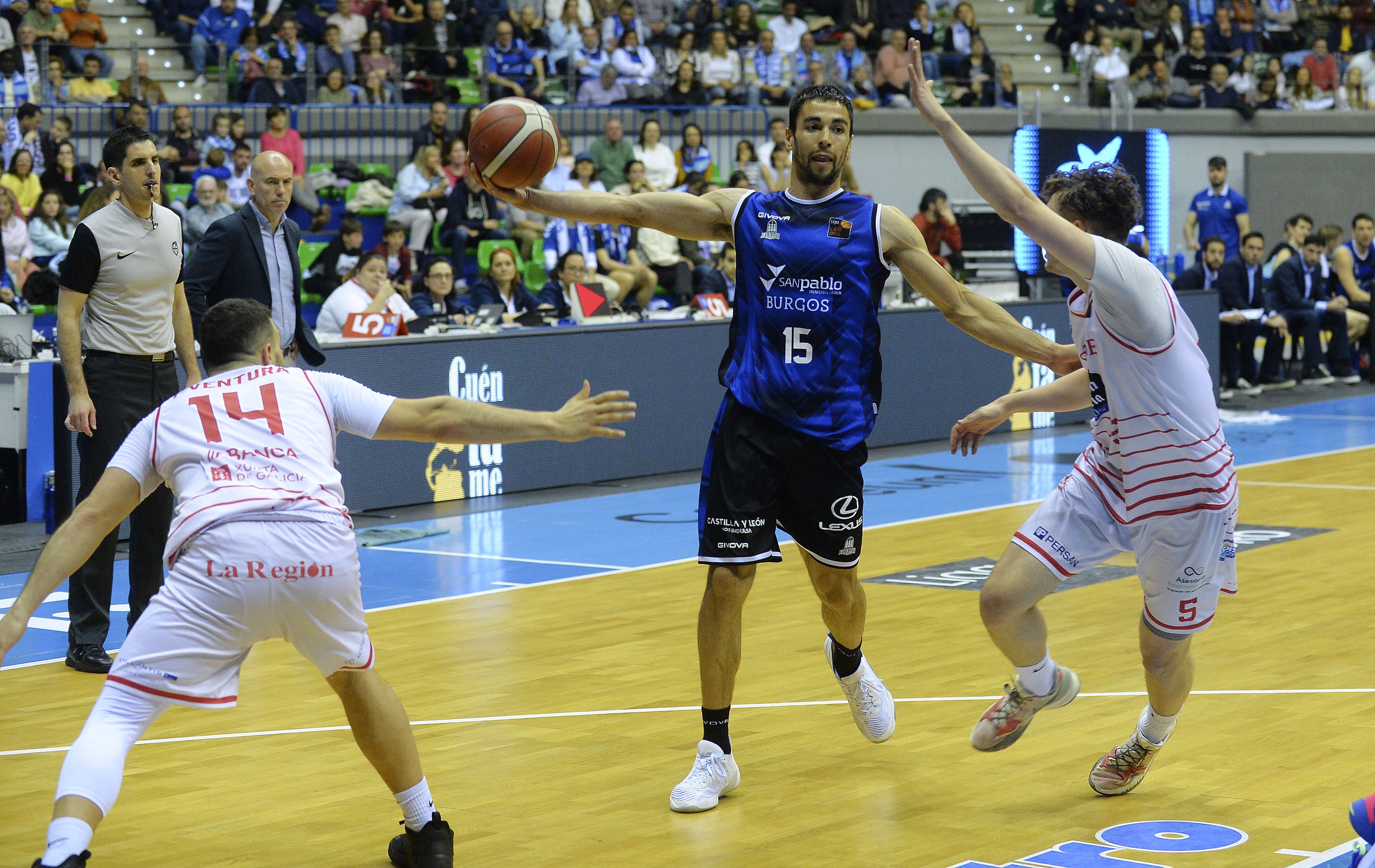 El San Pablo no da opciones al Club Ourense Baloncesto