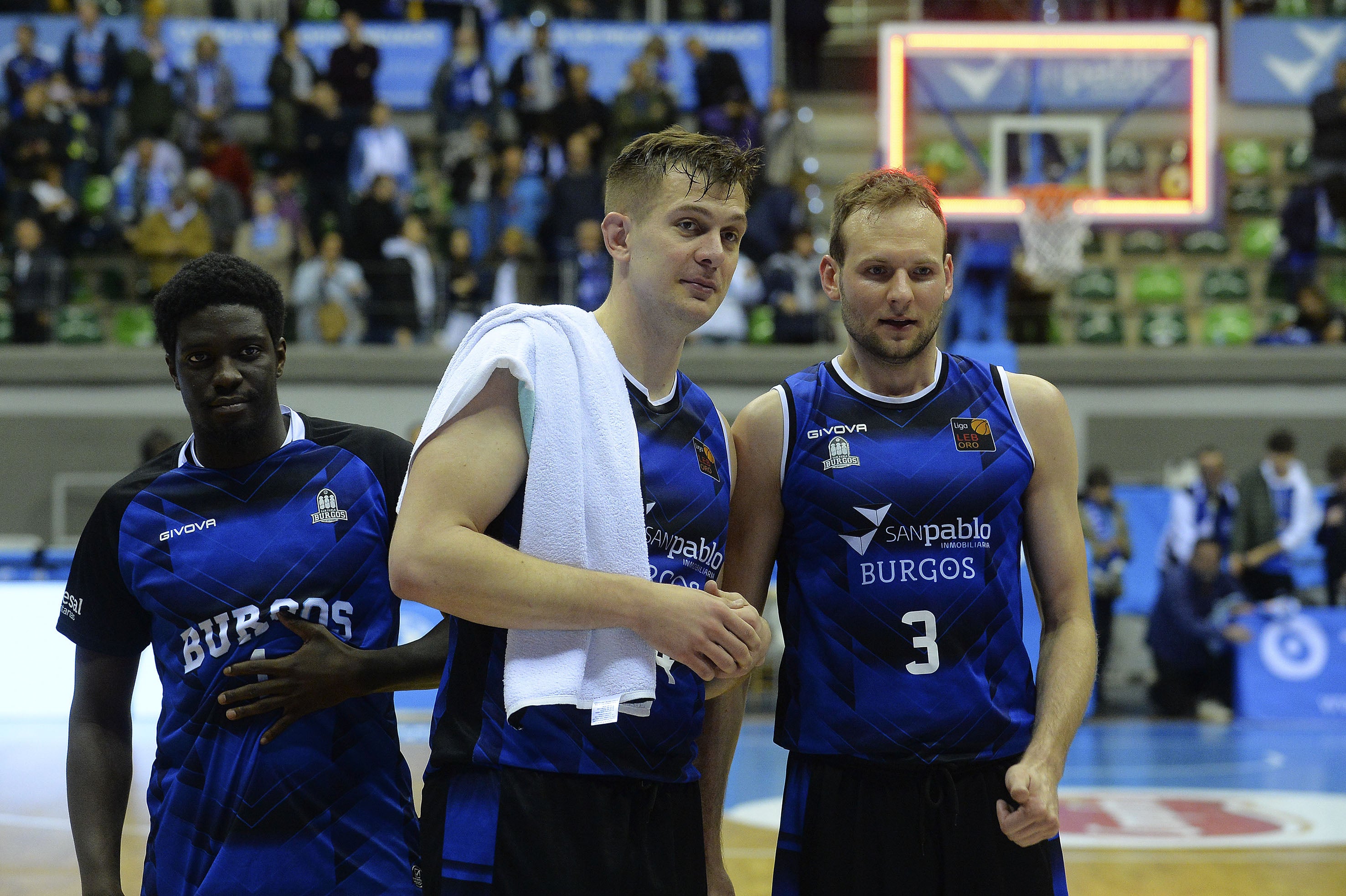 El San Pablo no da opciones al Club Ourense Baloncesto