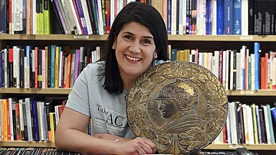 Hijos de Santiago Rodríguez, la librería burgalesa que inspiró los cuentos de Calleja