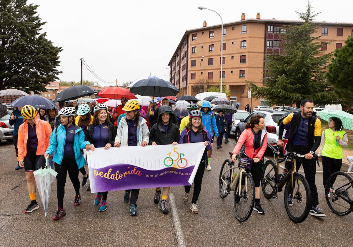 Marcha ciclista para reivindicar radioterapia en el hospital de Soria.