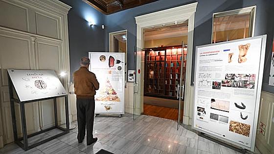 El Instituto de la Lengua celebra el Día del Libro con una jornada de puertas abiertas en Burgos