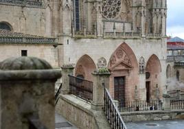 Las nuevas puertas se quieren instalar en la portada de Santa María.