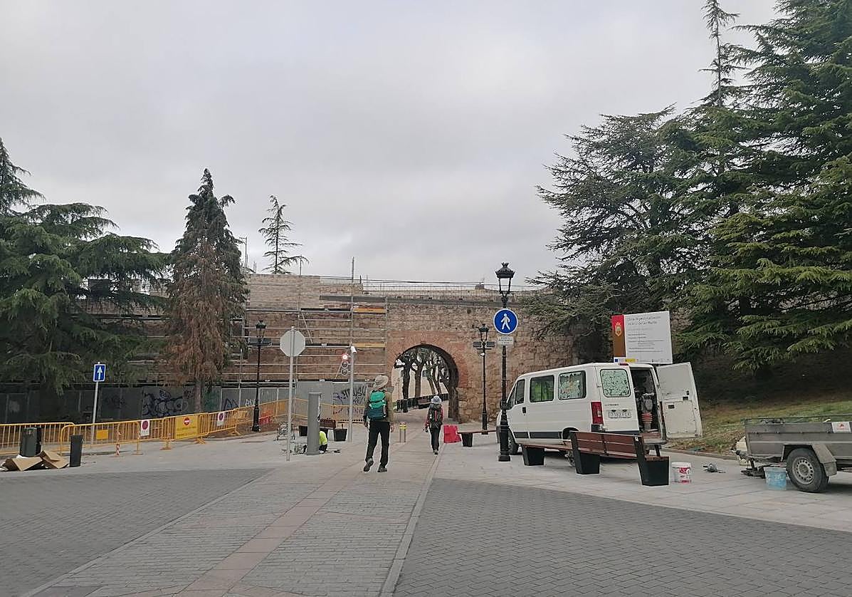 La plataforma única del Arco de San Martín es una de las soluciones de calmado de tráfico si se diseña correctamente.