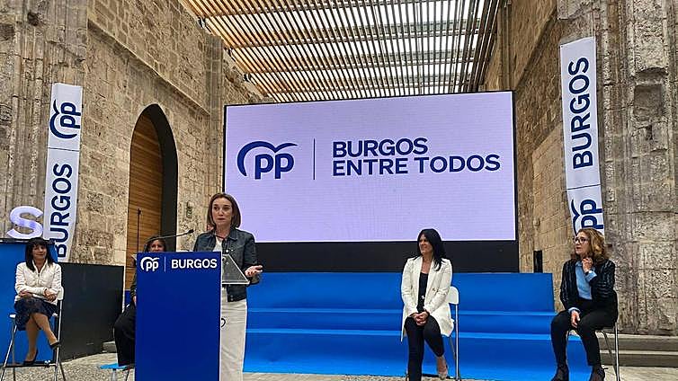 Gamarra pide a los candidatos del PP que «deroguen el sanchismo» de Burgos