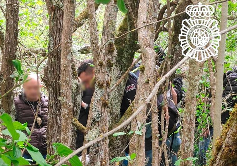 El cadáver se ha localizado en una zona de muy difícil acceso.