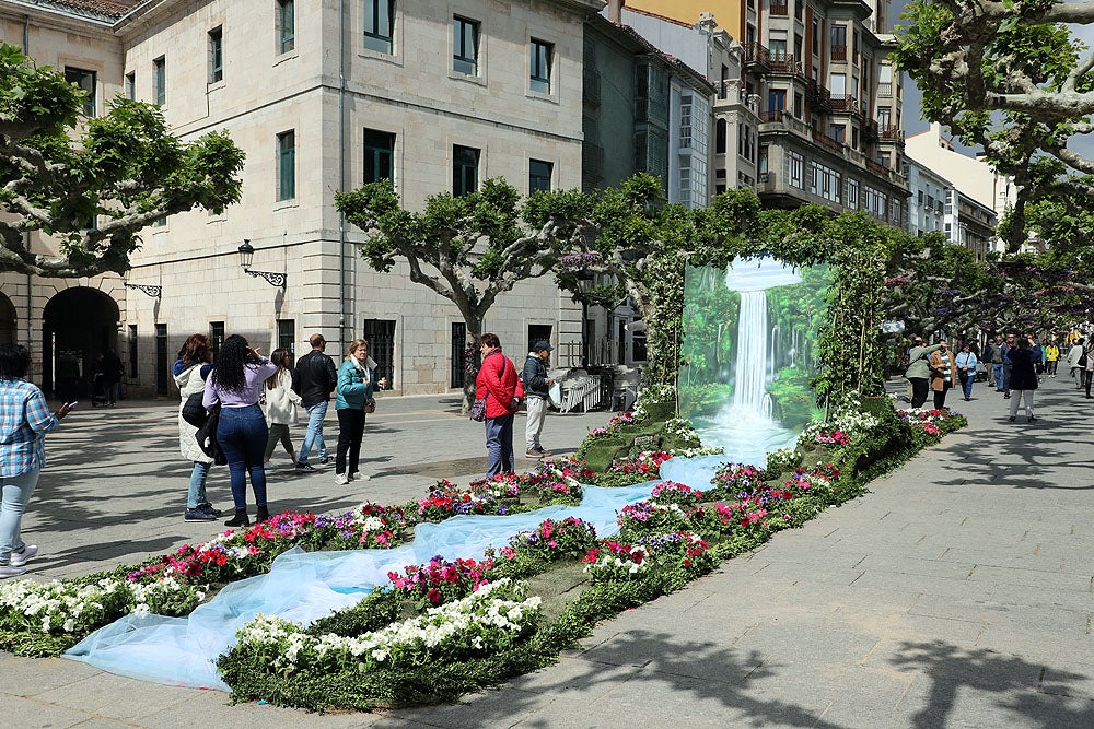 Monumentos florales de la Fiesta de las Flores de Burgos