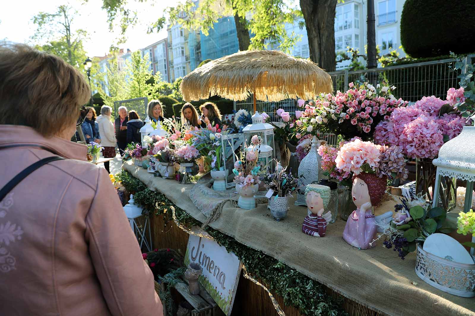 Burgos se llena de flores y gentío