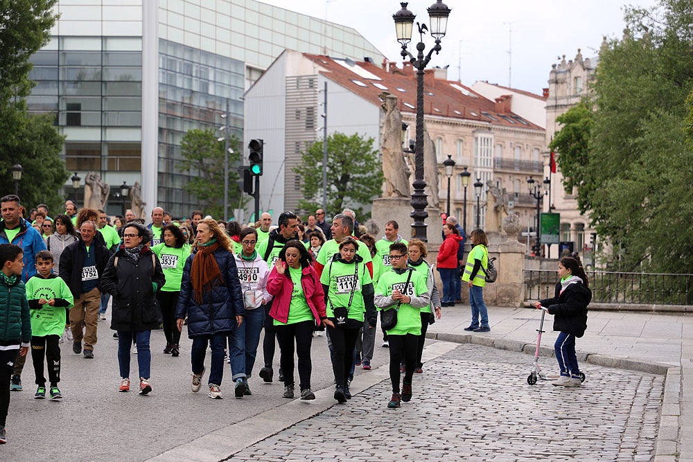 Más de 5.000 burgaleses marchan contra el cáncer