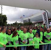 Una marea verde recorre Burgos contra el cáncer