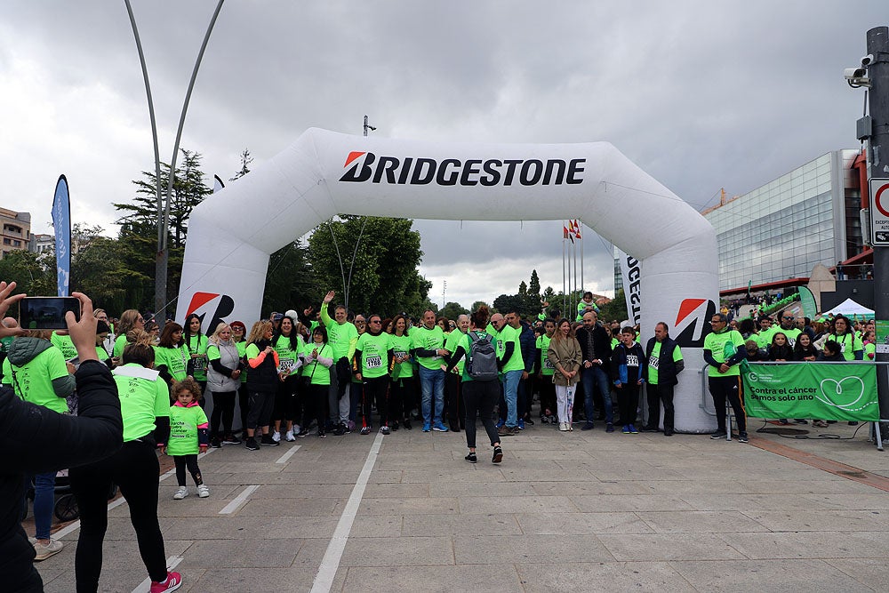 Más de 5.000 burgaleses marchan contra el cáncer