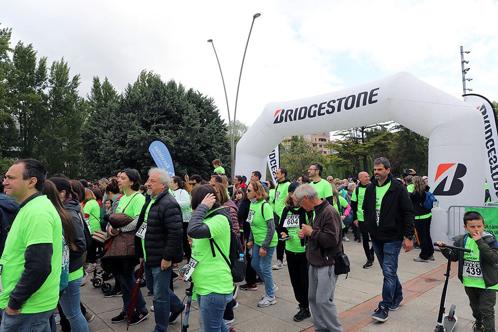 Más de 5.000 burgaleses marchan contra el cáncer