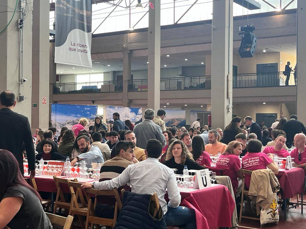 Cata multitudinaria de los Premios Envero en Aranda