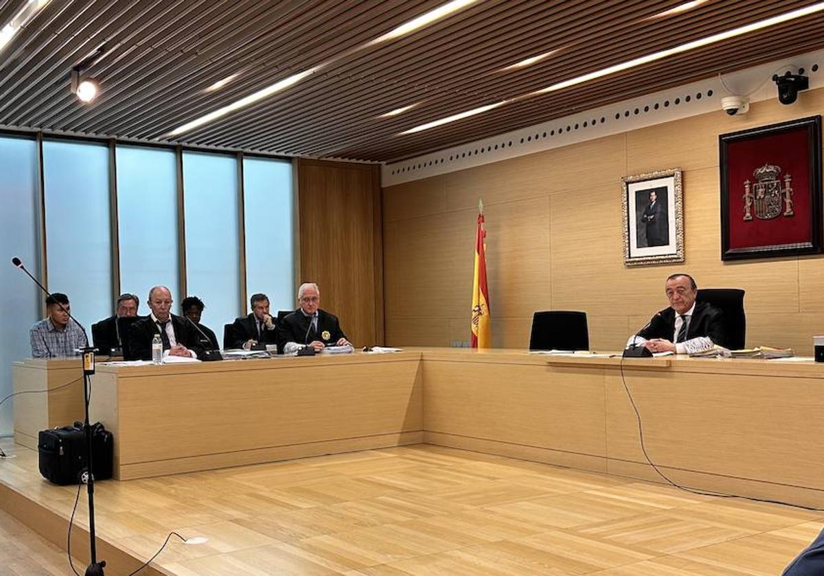 Segunda vista del juicio por el apuñalamiento mortal de un joven dominicano en calle Vitoria en marzo del año pasado