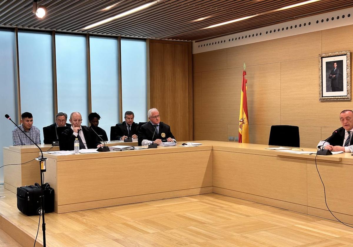 Tercera vista del juicio por el apuñalamiento mortal en la calle Vitoria de Burgos el pasado marzo