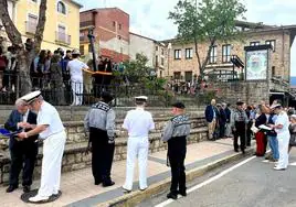 Acto de inauguración del ancla cedido por la Armada a la villa de Quintanar de la Sierra.