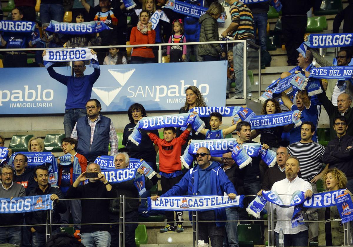 La afición del Burgos cumple y agota los primeros bonos para la Final Four.