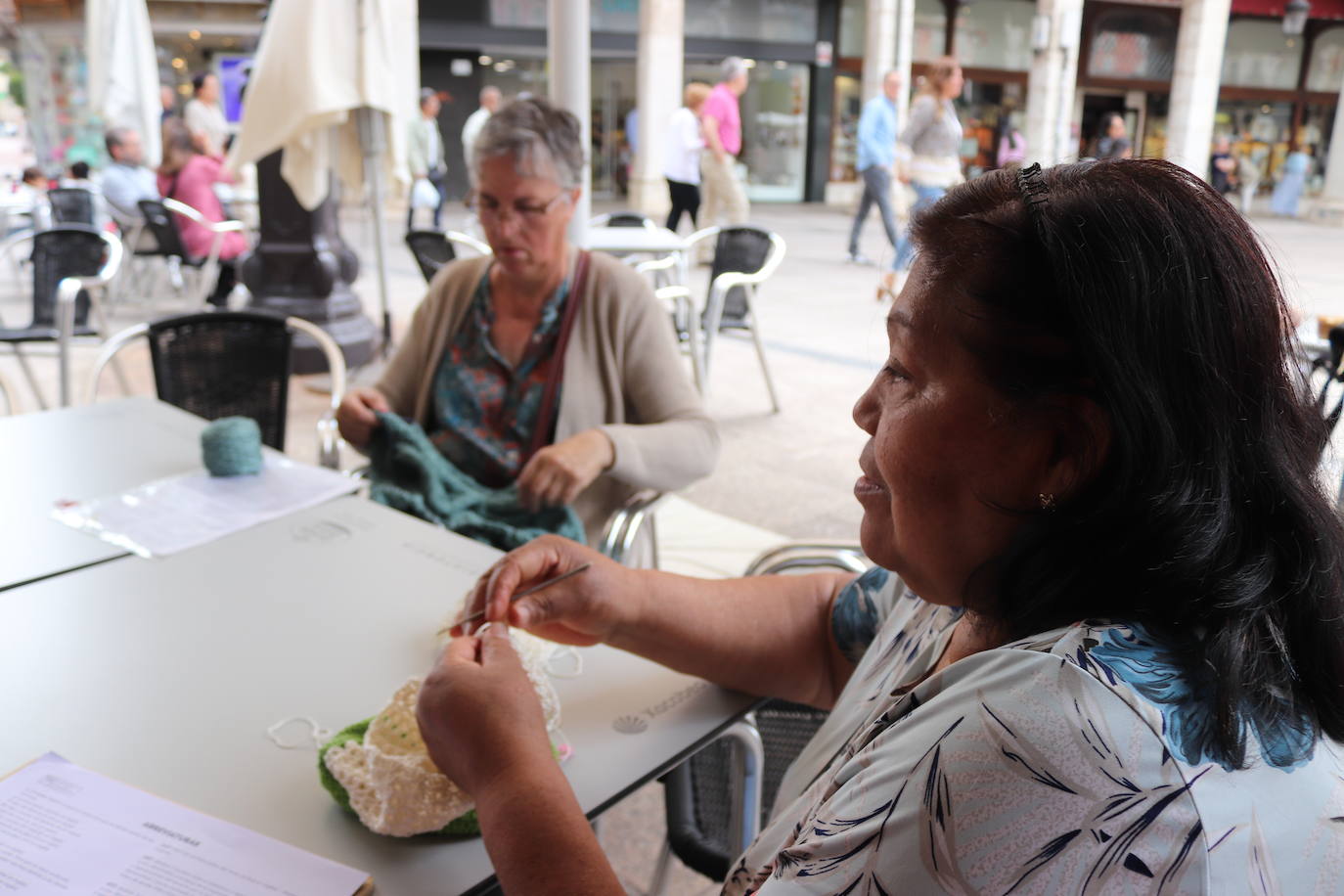 Burgos celebra el Día de Tejer en Público